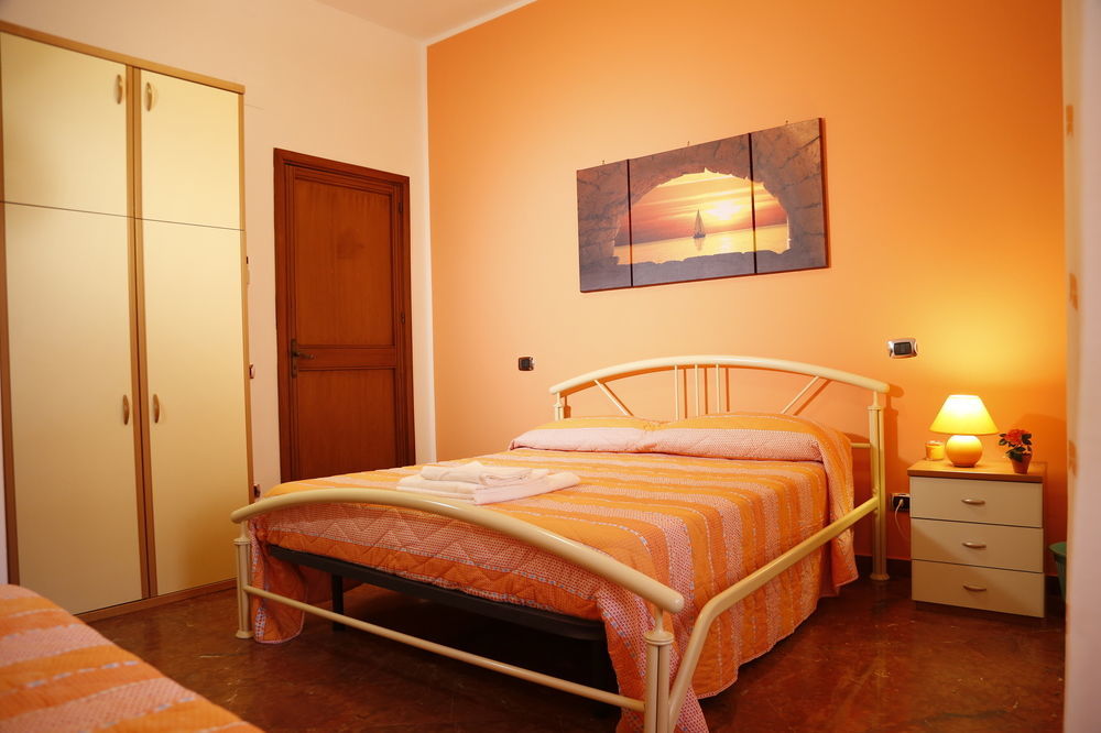 B&B Casa Orlando Terrasini Eksteriør bilde